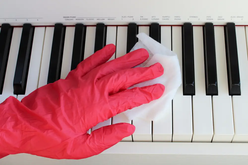 How to Clean Piano Keys